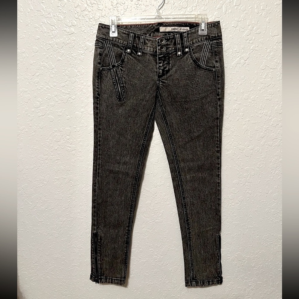 NWT Y2K DKNY Jeans Womens Sz 27 Black Skinny Acid Washed Denim Ankle Zip LowRise - Picture 2 of 12